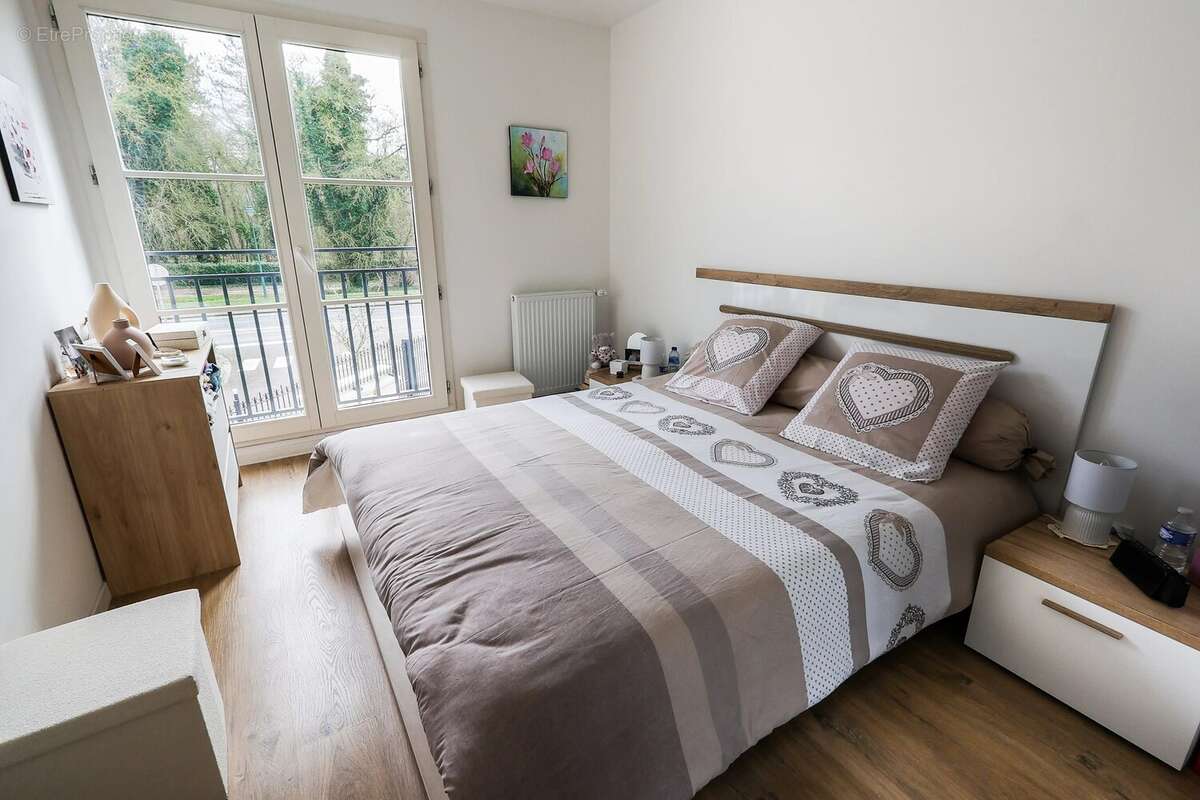 Appartement à LAMORLAYE