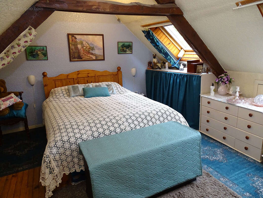 Maison à SAINTE-TREPHINE