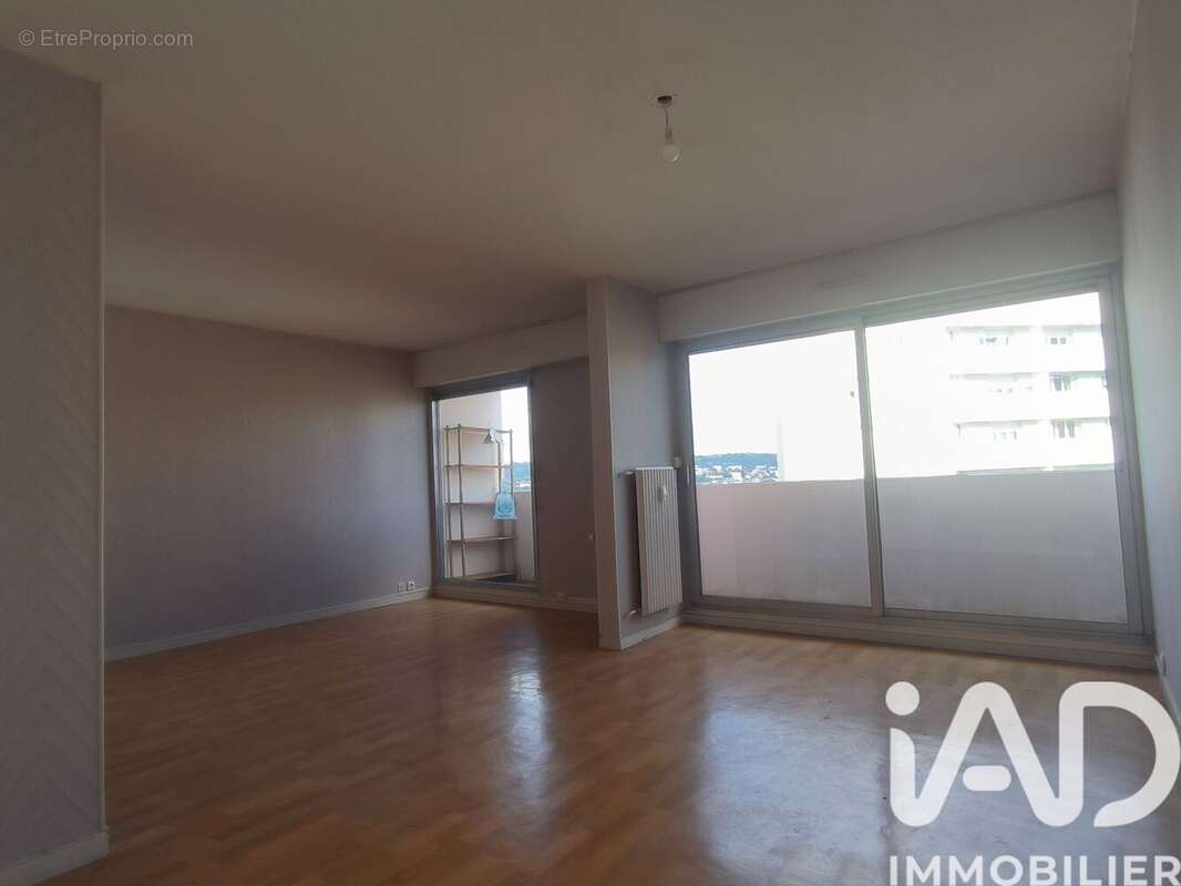 Photo 4 - Appartement à MONTLUCON