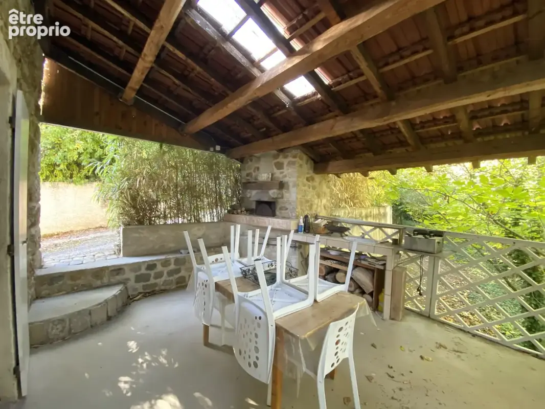 Sur les hauteurs d'Annonay, coquette maison en pierres avec vue et espace piscine. - photo 10