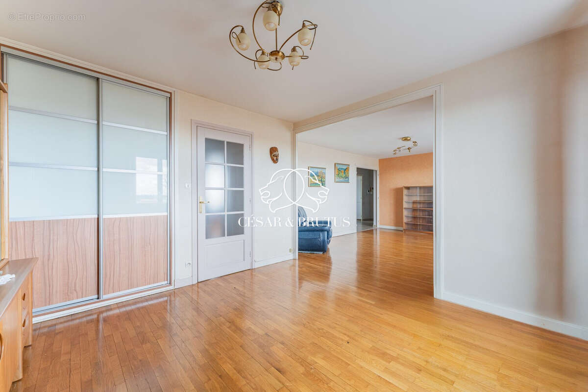 Appartement à VENISSIEUX