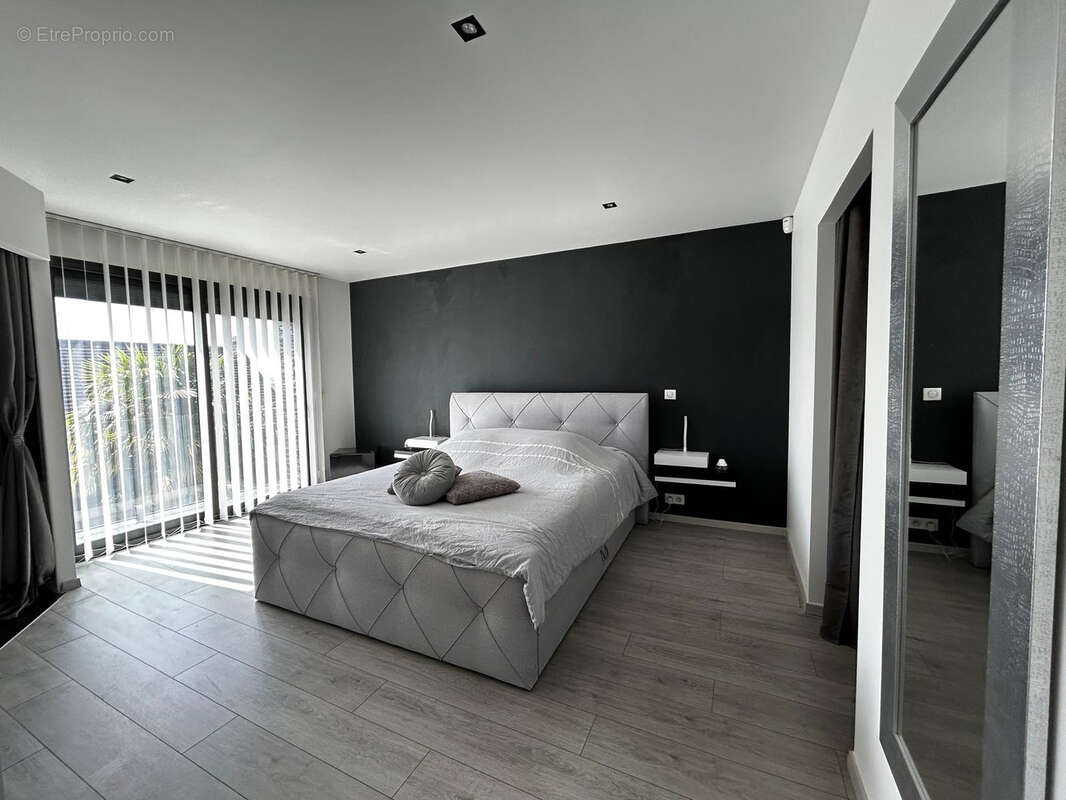 Maison à ORMESSON-SUR-MARNE