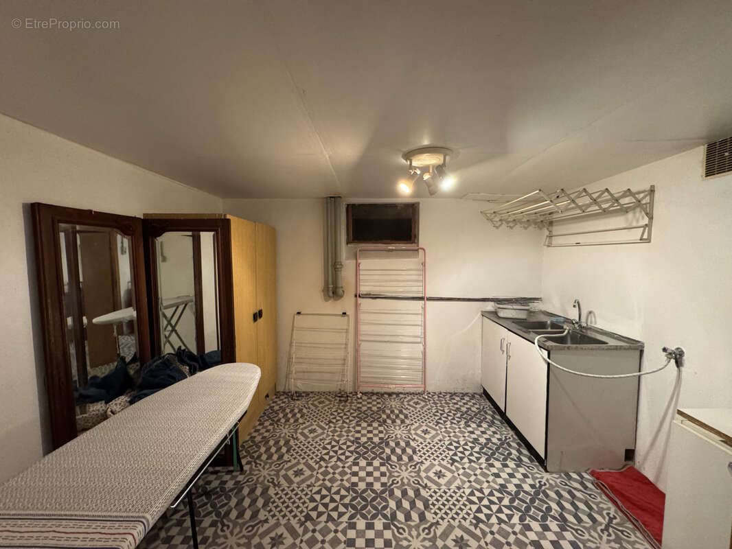 Maison à SAINT-MAUR-DES-FOSSES