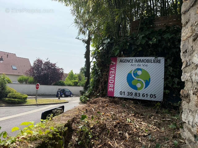 Maison à MONTLIGNON