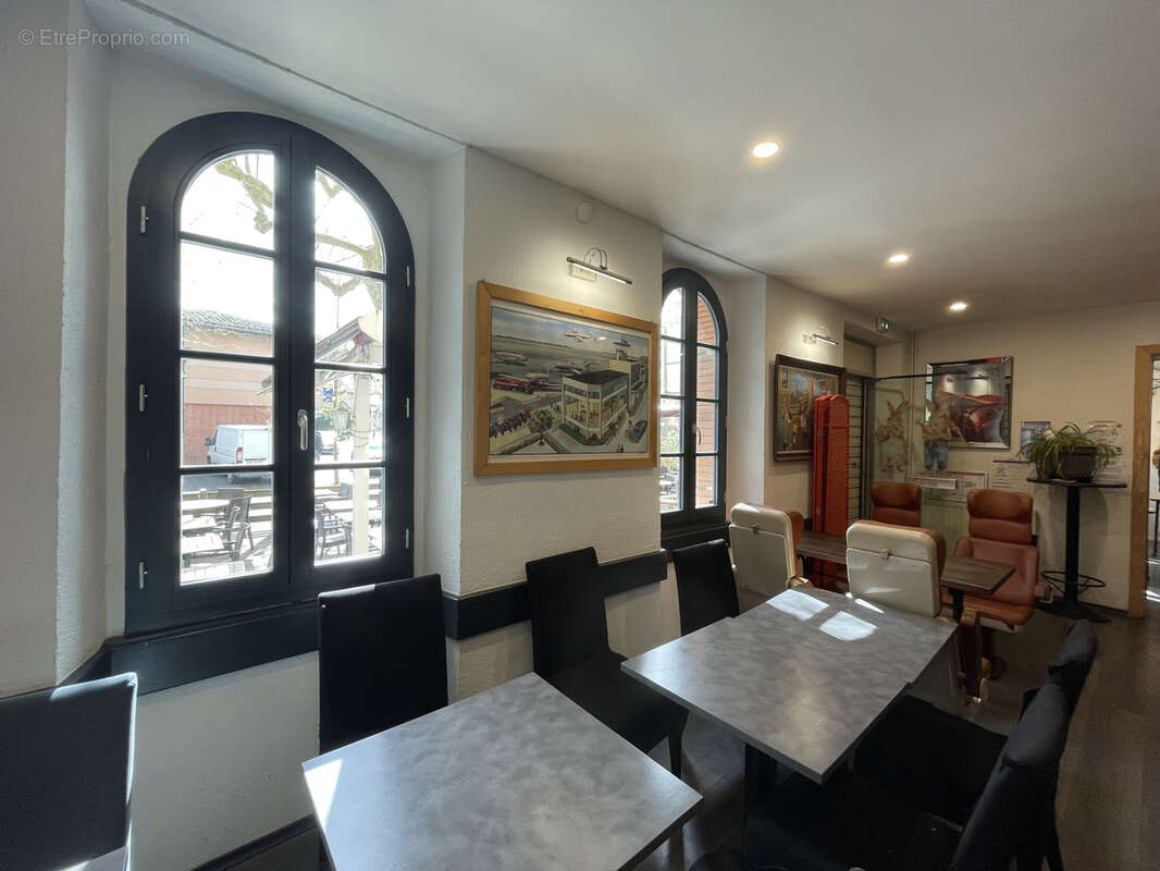 Commerce à SAINT-LIEUX-LES-LAVAUR