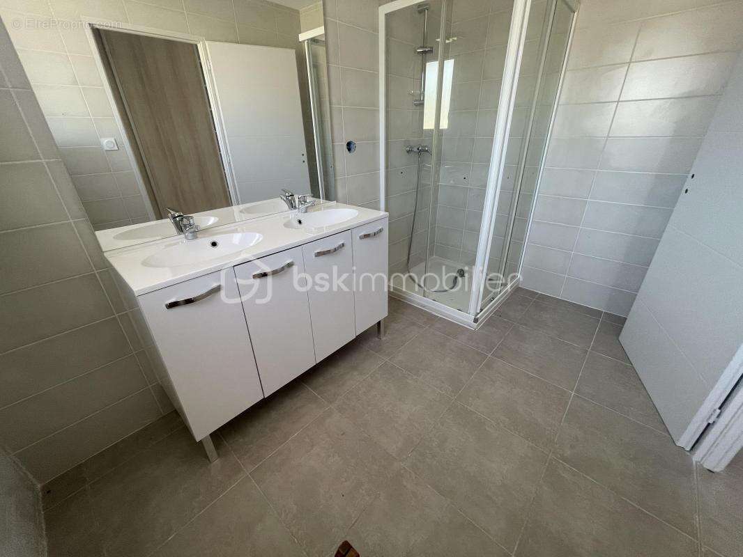 Maison (négociable) 140 m² avec piscine - photo 12
