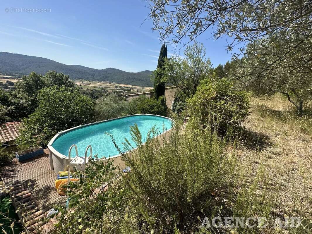 Maison à CUGES-LES-PINS