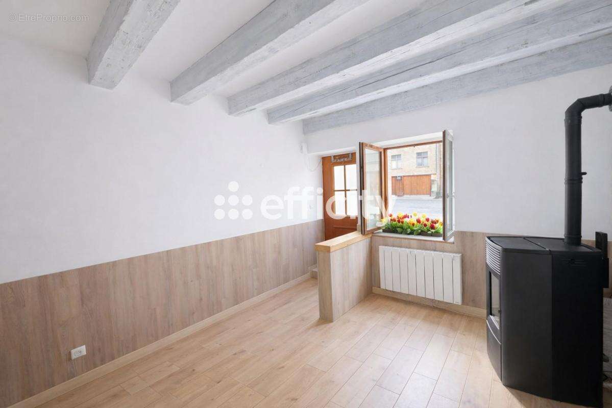 Appartement à LISSIEU