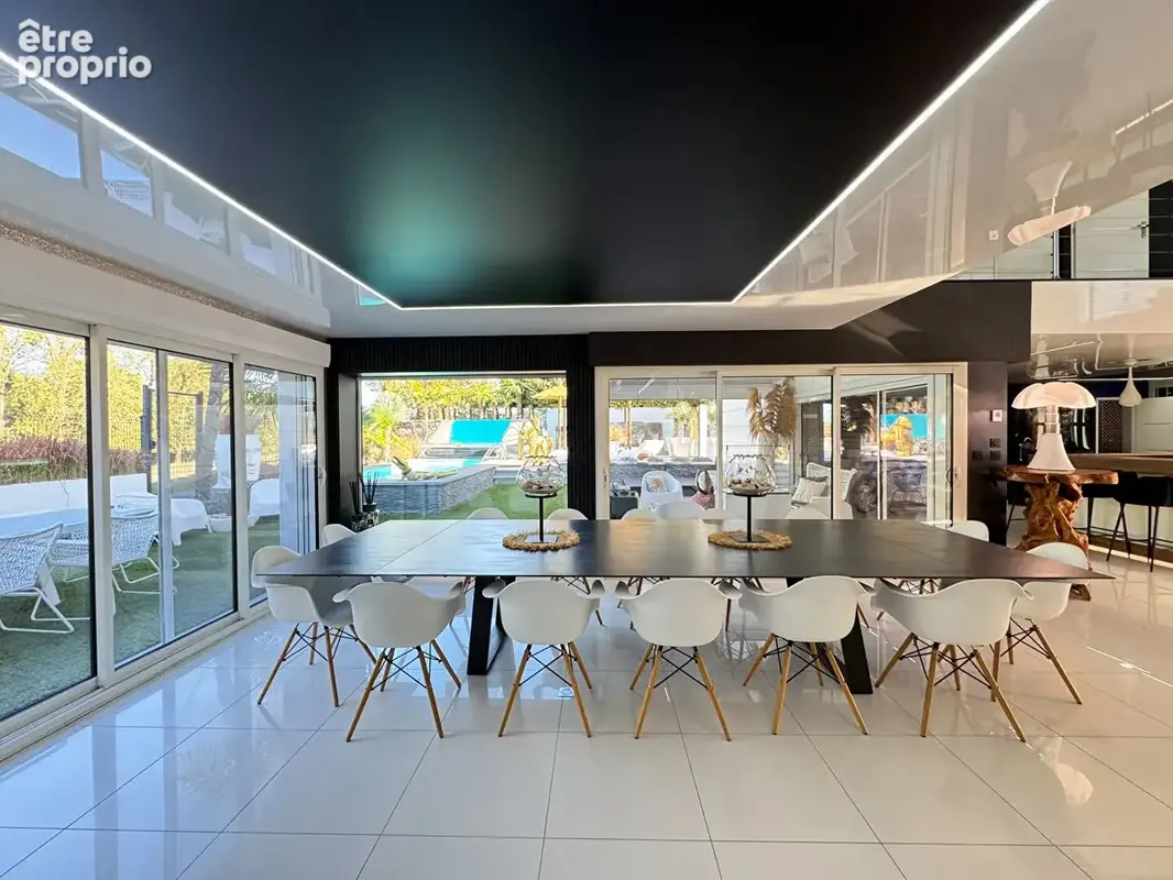 Propriété contemporaine 395 m² - Proche Prix-Lès-Mézières - photo 3