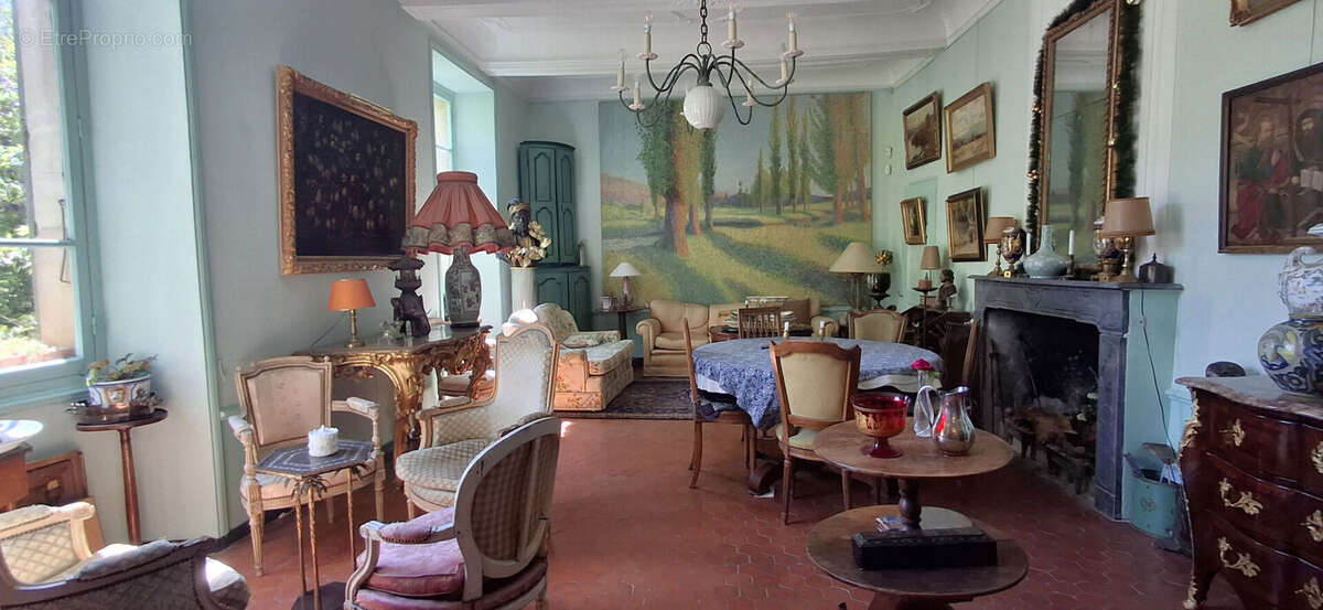 Maison à SAINT-PAUL-TROIS-CHATEAUX