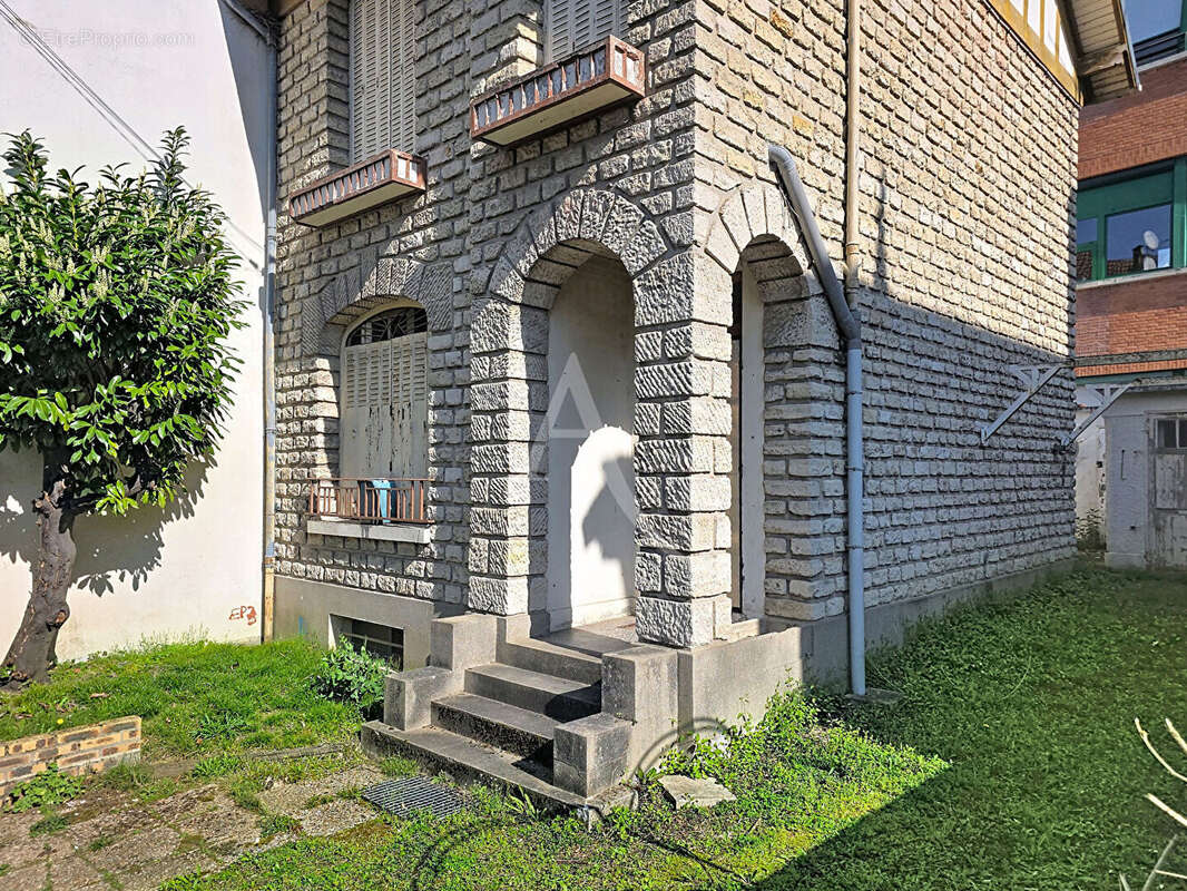 Maison à MANTES-LA-JOLIE