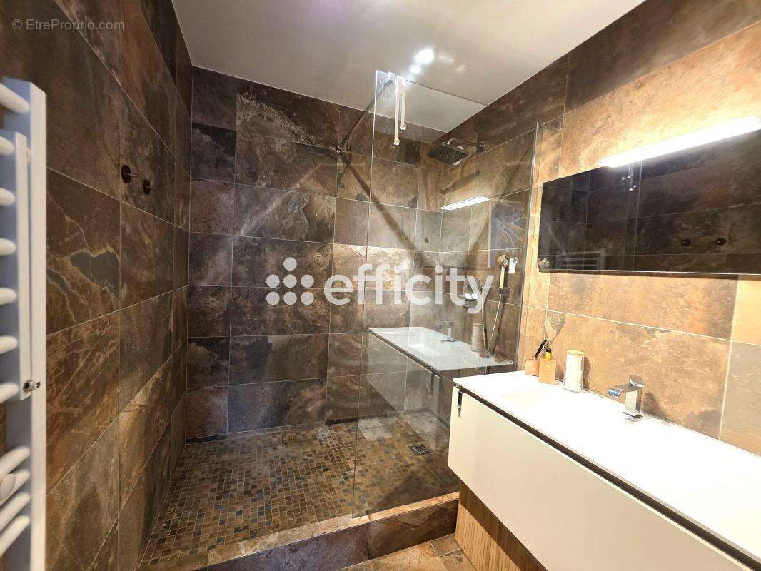 Appartement à CHATILLON