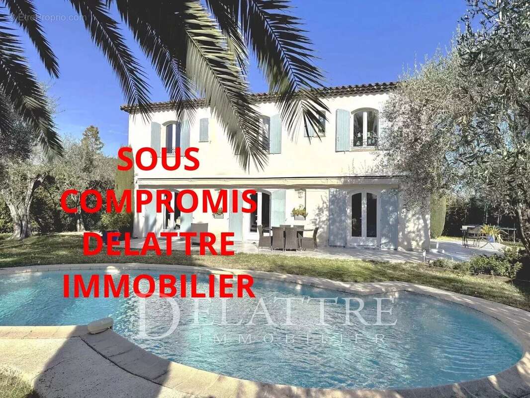 Maison à VALBONNE