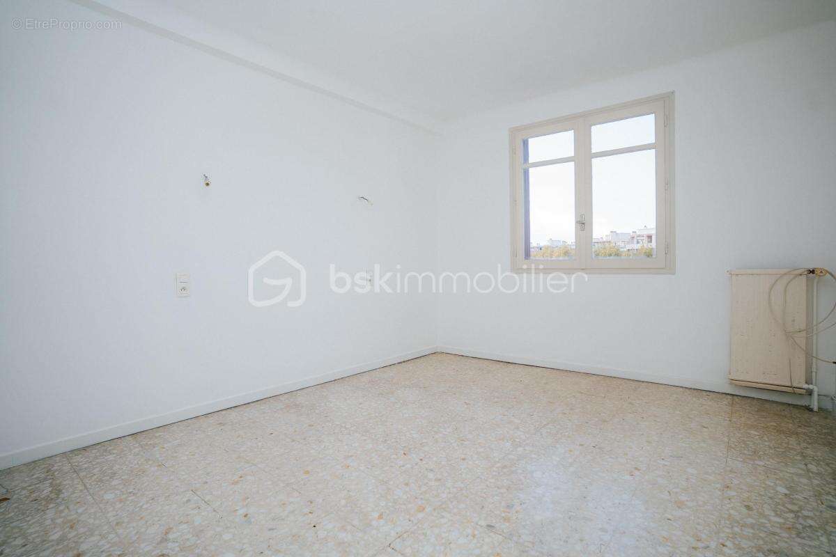 Appartement T3 74 m² – 2 balcons + 2 parking – 6ᵉ étage - avec ascenseur - photo 9
