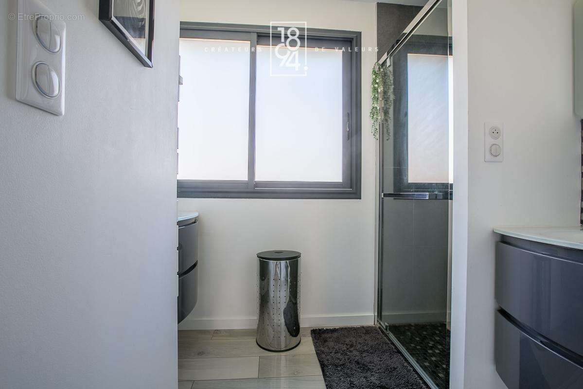 Appartement à MARSEILLE-13E