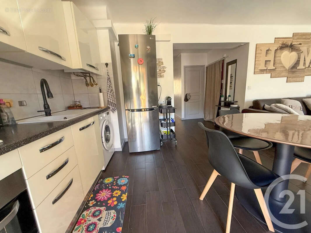 Appartement à ROQUEBRUNE-CAP-MARTIN