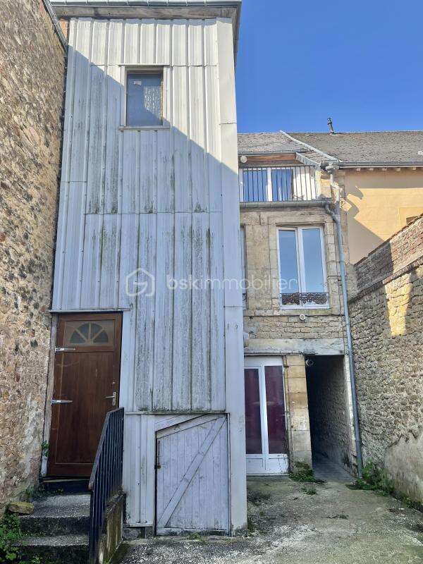 Appartement à BALAN