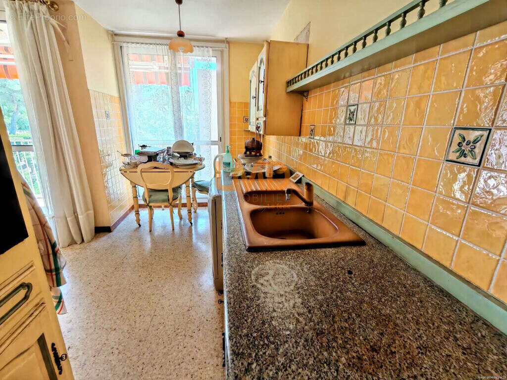 Vente T5 Caillols - Marseille 12ème - photo 6