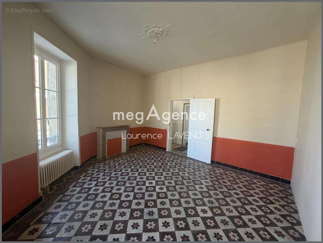 Maison familiale en centre ville avec jardin - photo 9
