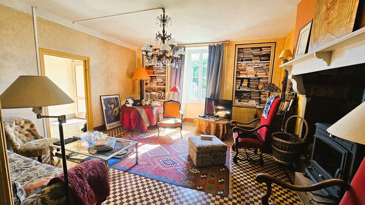 Maison de charme spacieuse dans village médiéval Caylus - photo 3