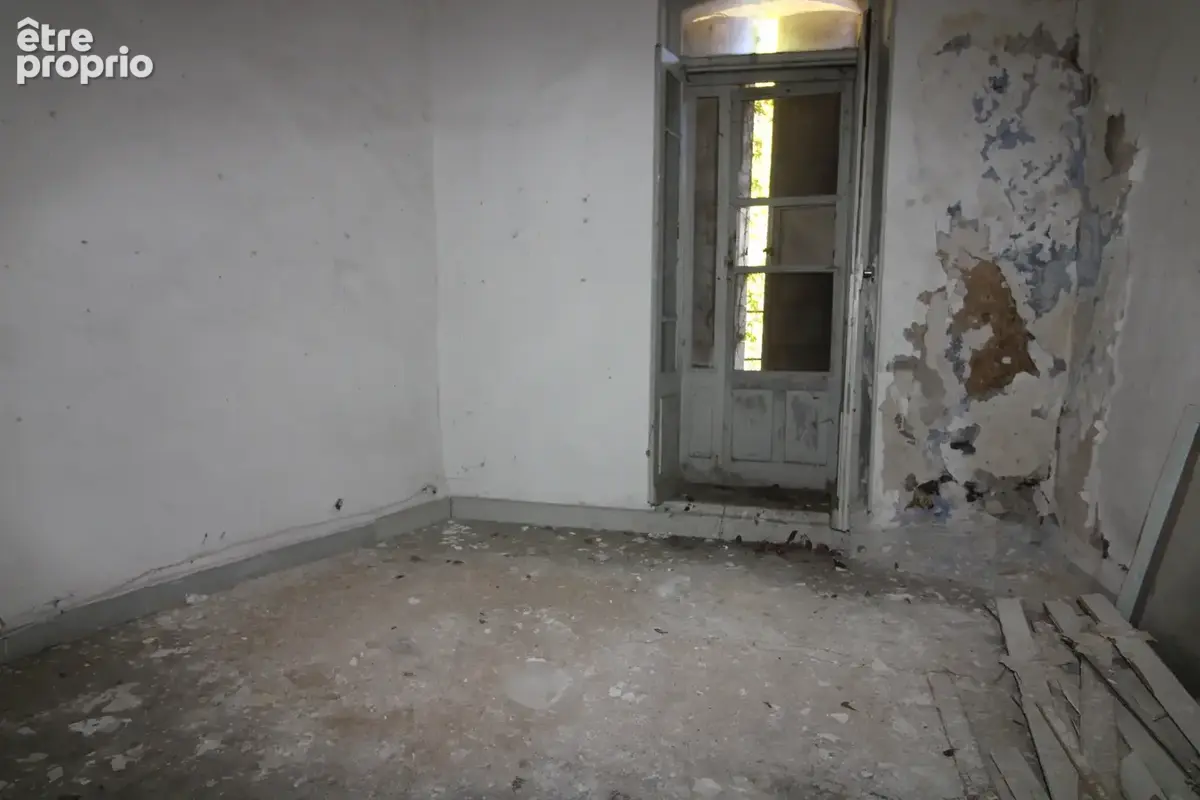 Immeuble 280 m2. - photo 8