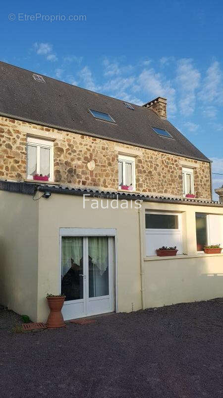 Appartement à GUILBERVILLE