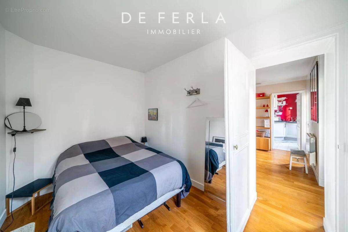 Appartement à PARIS-14E