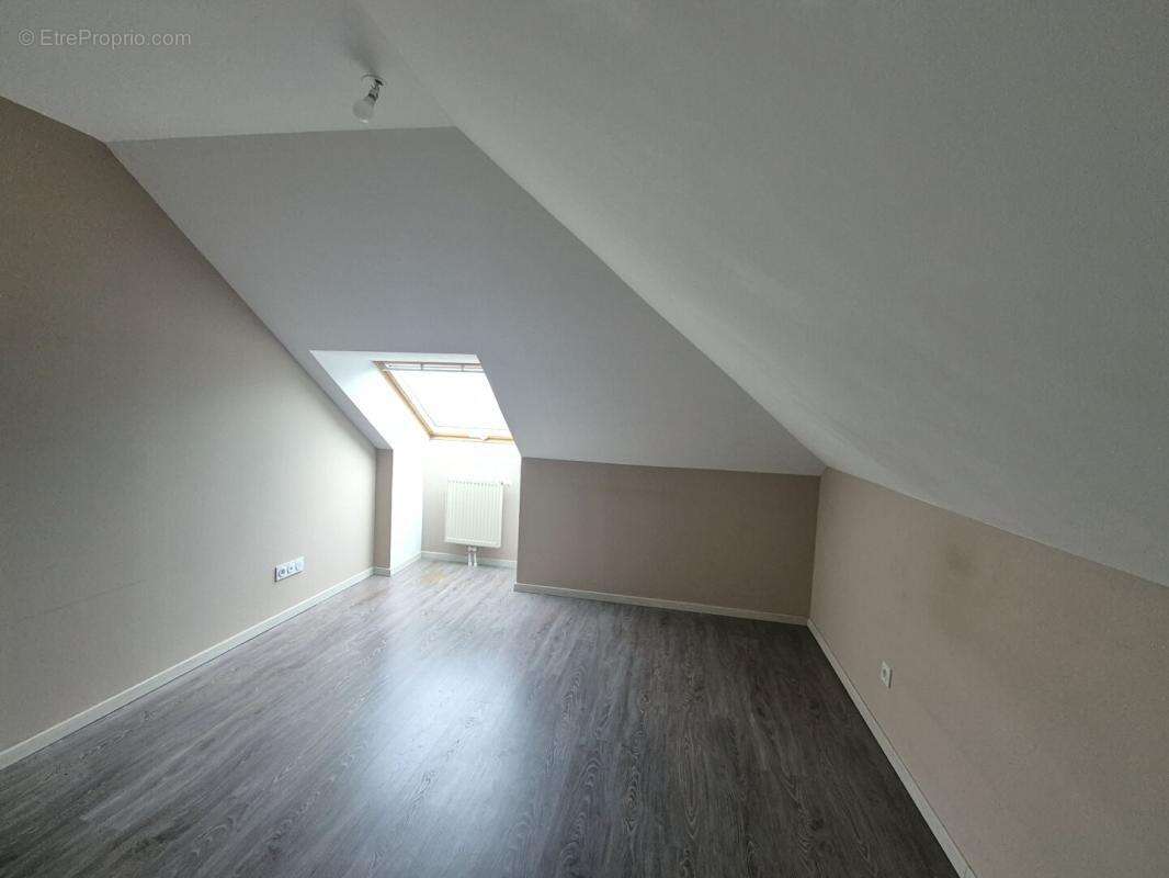 Appartement à CREPY-EN-VALOIS