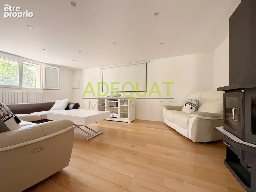 Diemoz / maison individuelle / 5 chambres / garage attenant / terrain de 2709m2... - photo 9