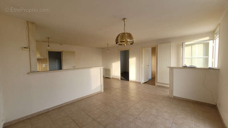 Maison à SALLES-SUR-MER