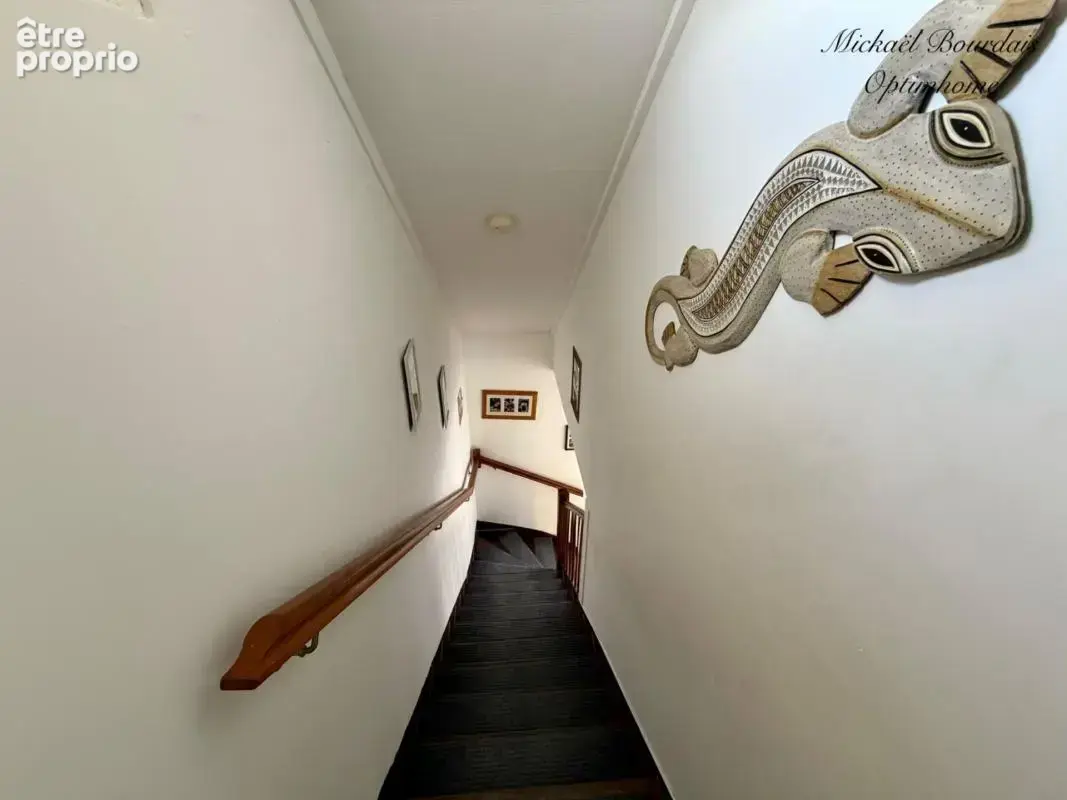 Le lude – maison 3 chambres avec garage et cour fermée - photo 7