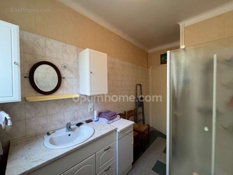 Maison à SAINT-SULPICE-LES-FEUILLES