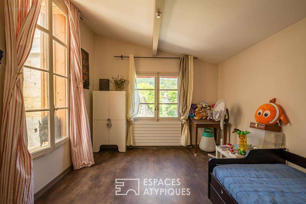 Ancienne épicerie transformée avec vue Garonne et jardin - photo 10