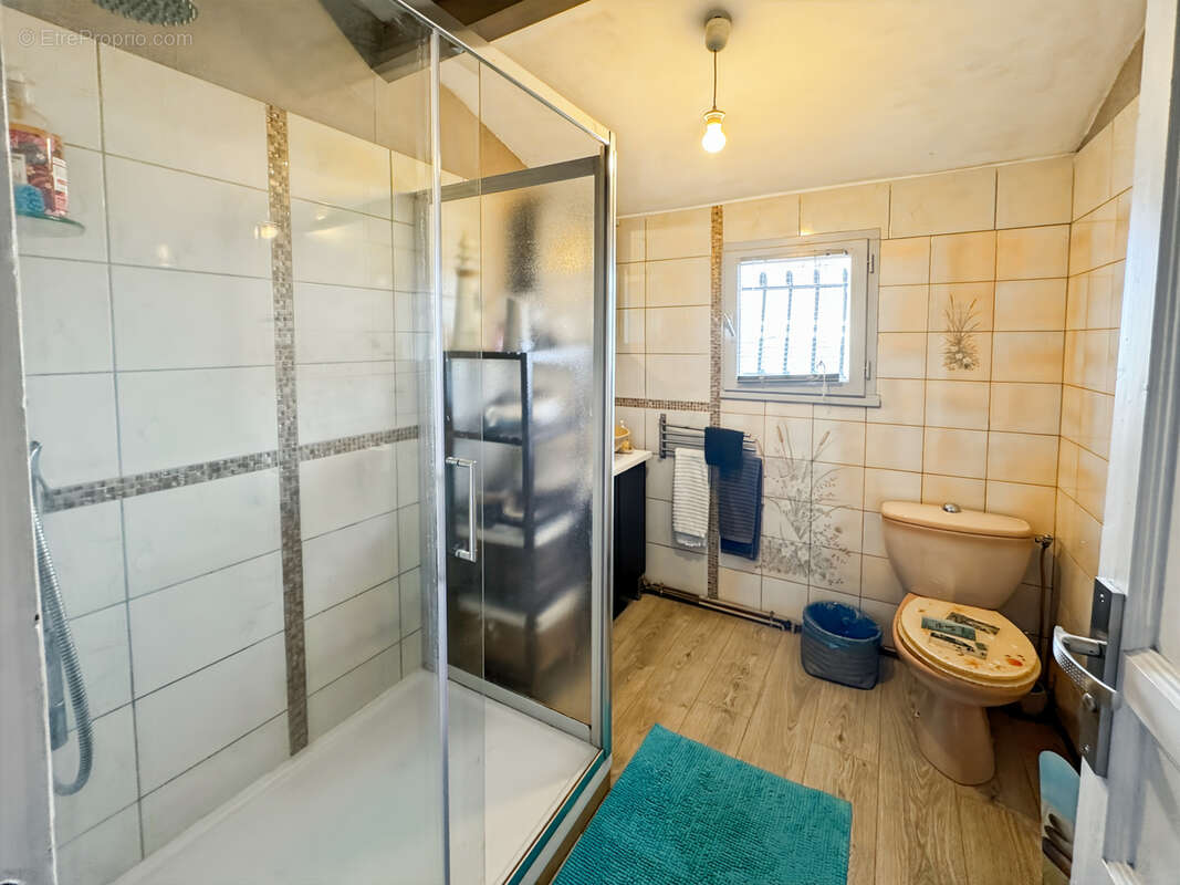 Maison à PAREMPUYRE