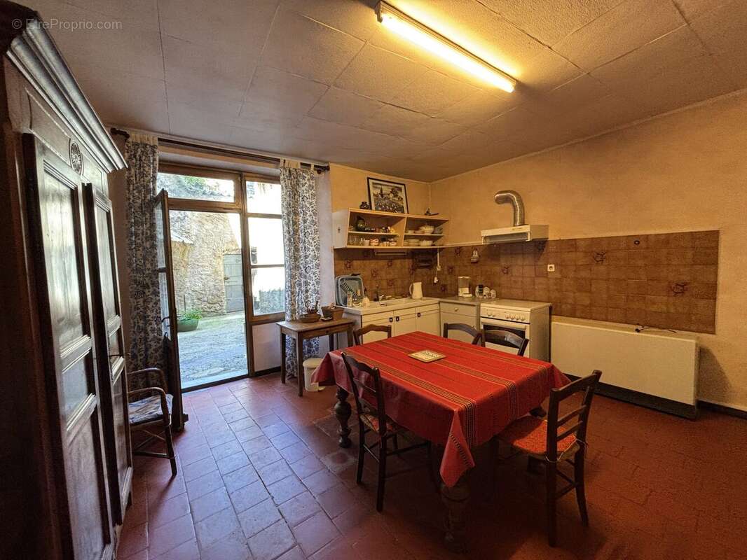 Maison 146 m² à Die  - photo 2