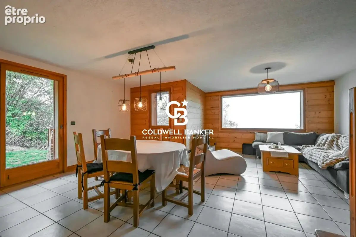 Coteau de Passy, T5/6 120m² avec jardin et garage dans chalet. - photo 4