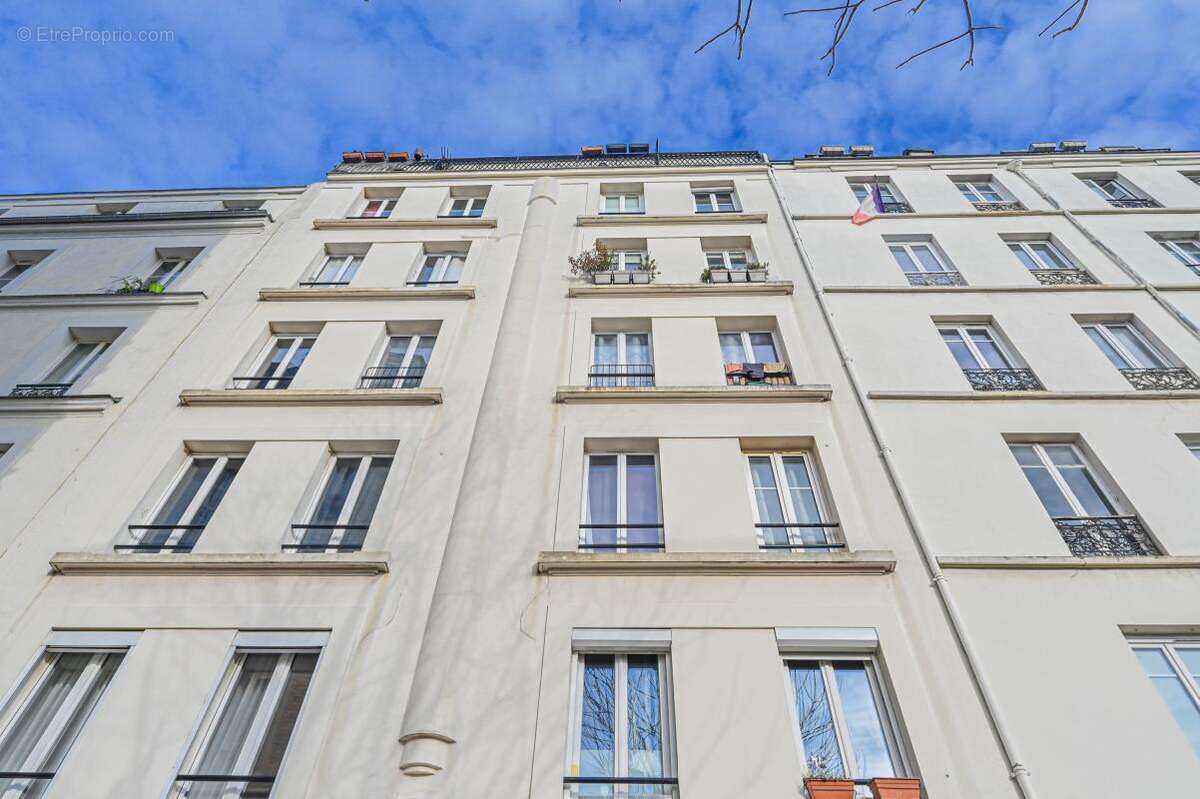 Appartement à PARIS-18E