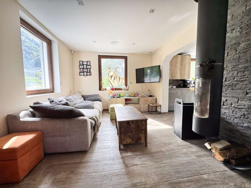 Maison à SAINT-JEOIRE