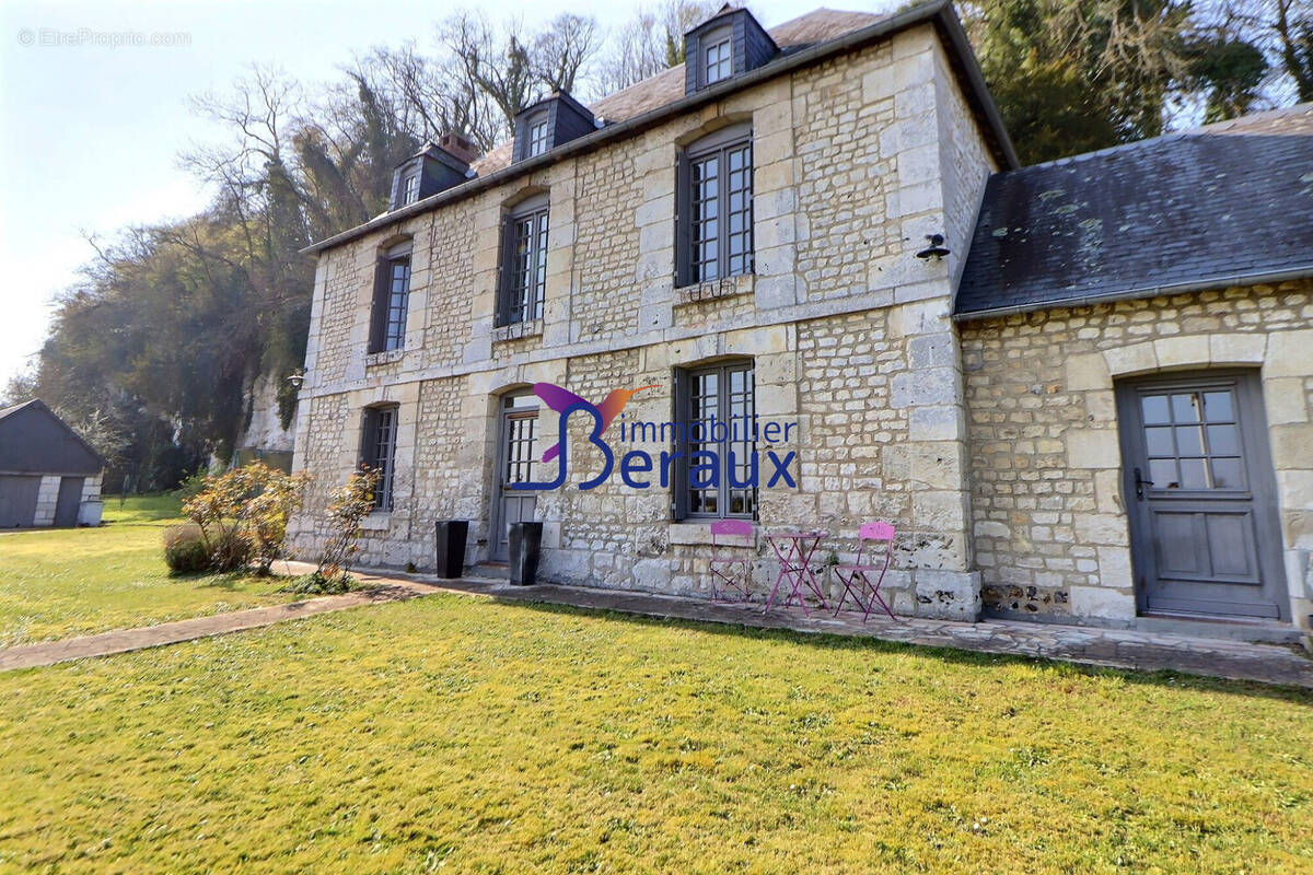 Maison à DUCLAIR