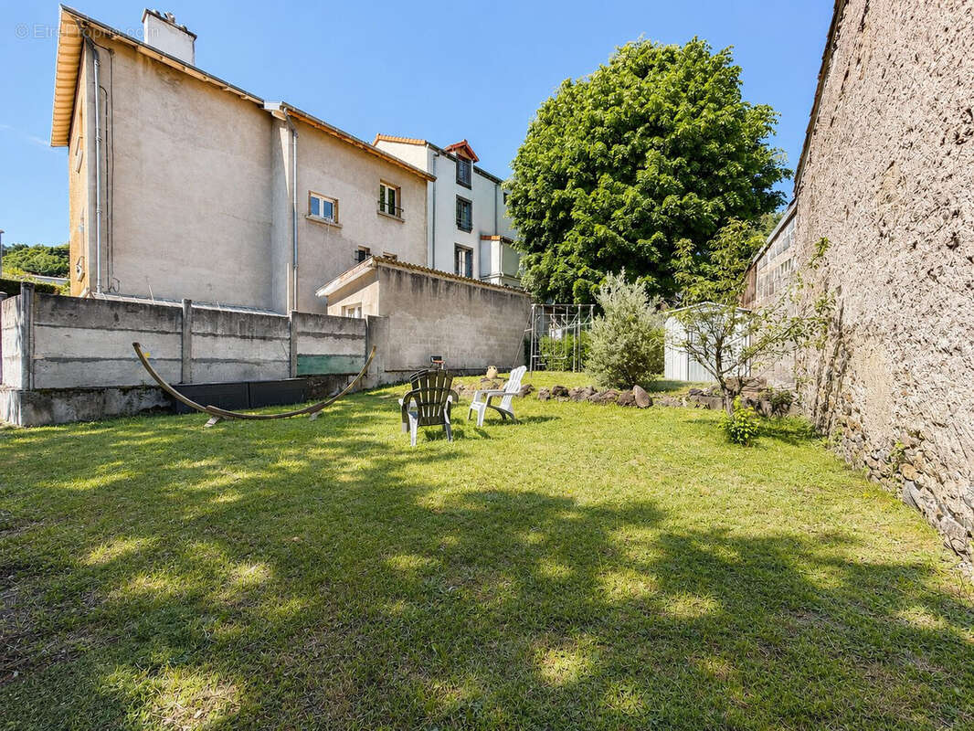 Maison 170 m² à Royat  - photo 2