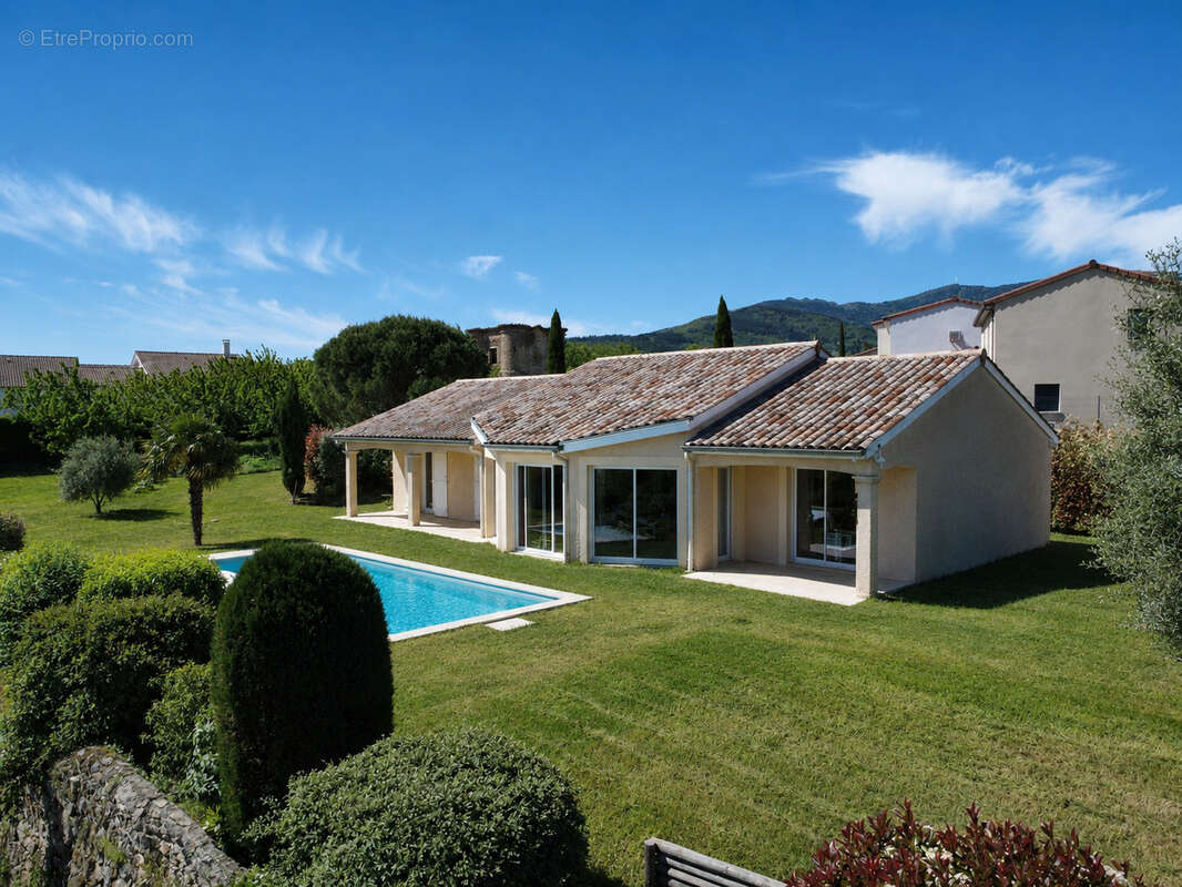 Maison à PELUSSIN