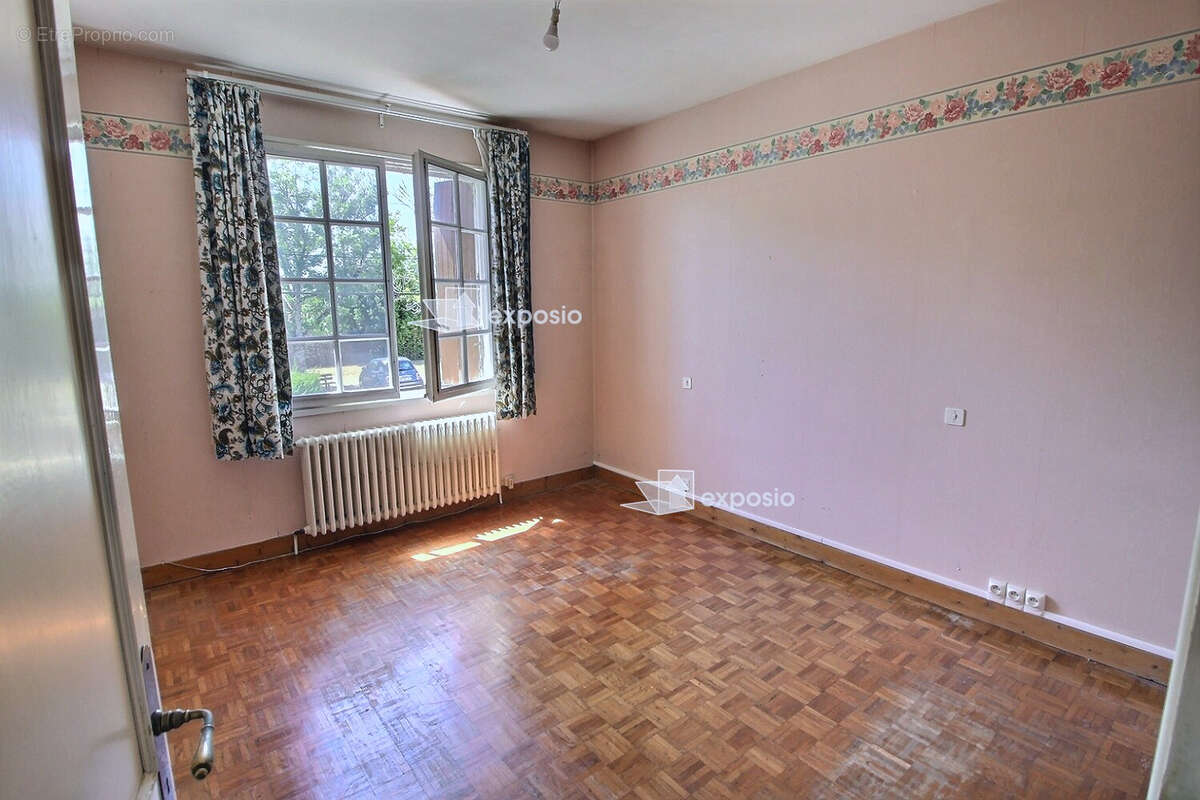 Maison de 103 m² Niort - St Pezenne - photo 3