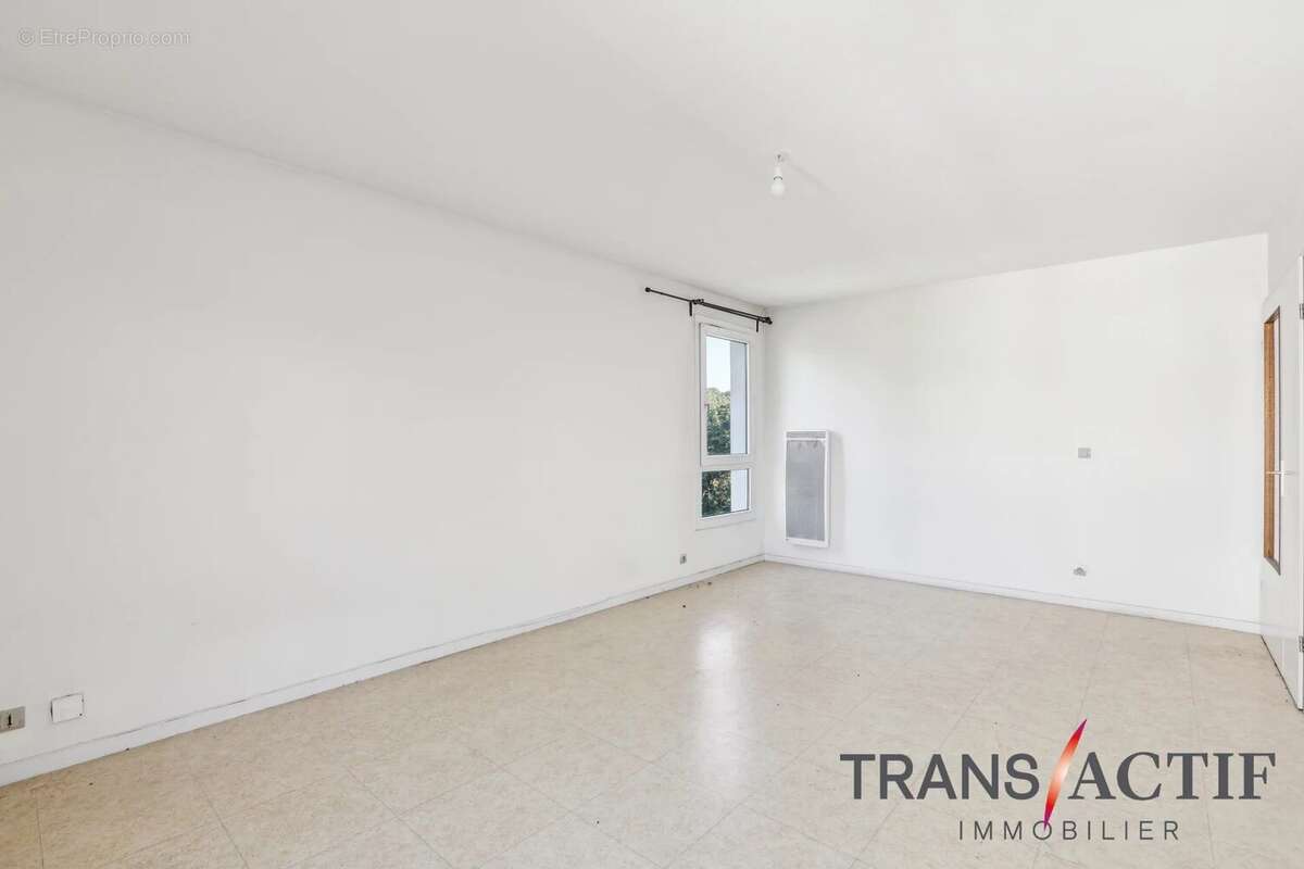 Appartement à ATHIS-MONS