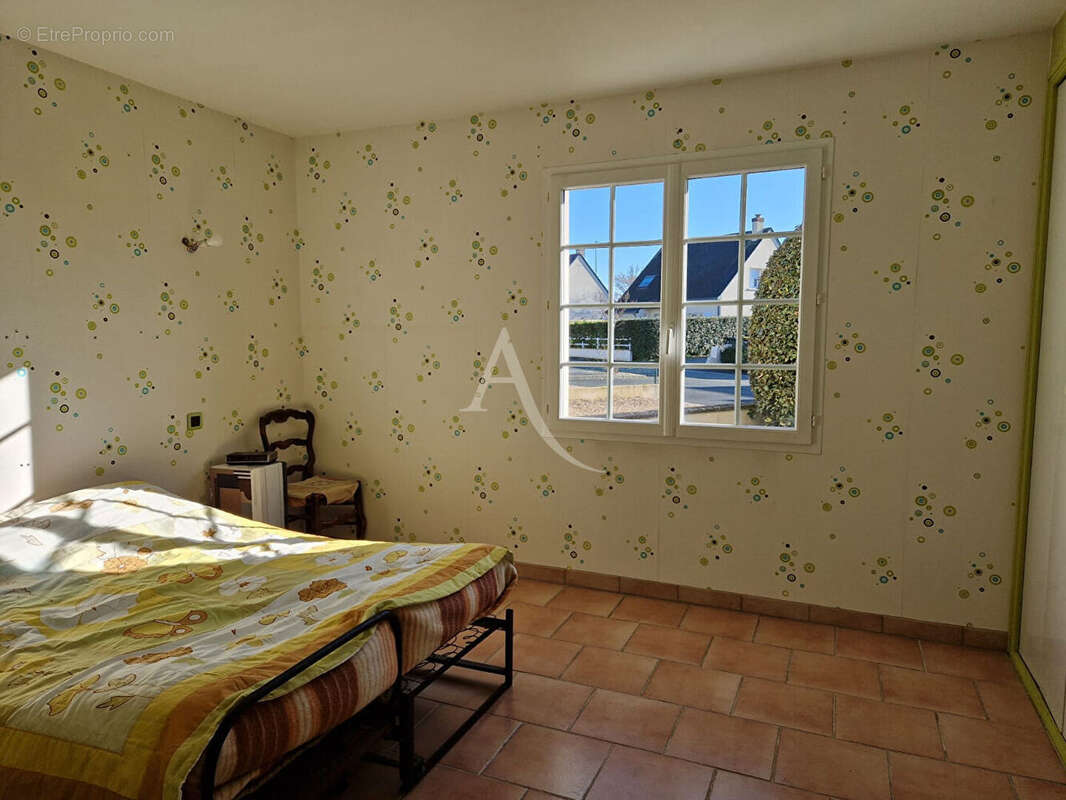 Maison à SAINT-BARTHELEMY-D'ANJOU