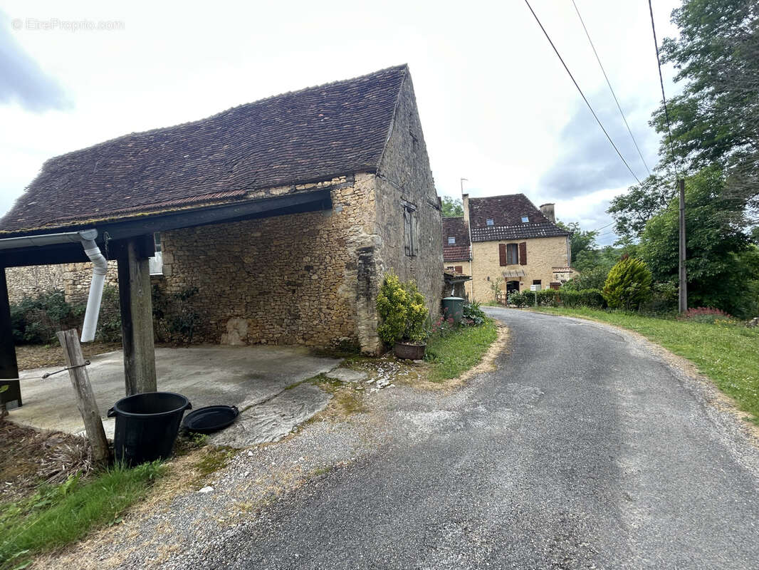 Maison à GOURDON
