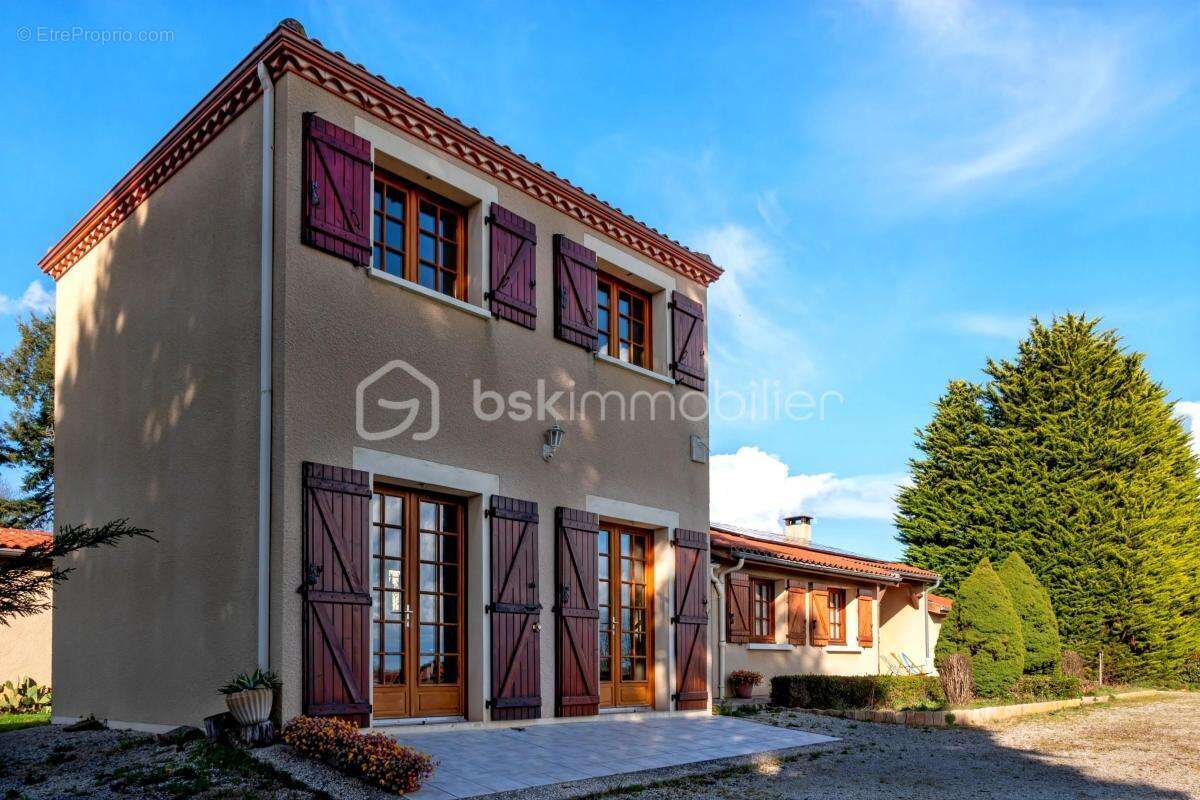 Propriété Gersoise avec deux maisons et 4,5 hectares, idéale pour différents projets - photo 3