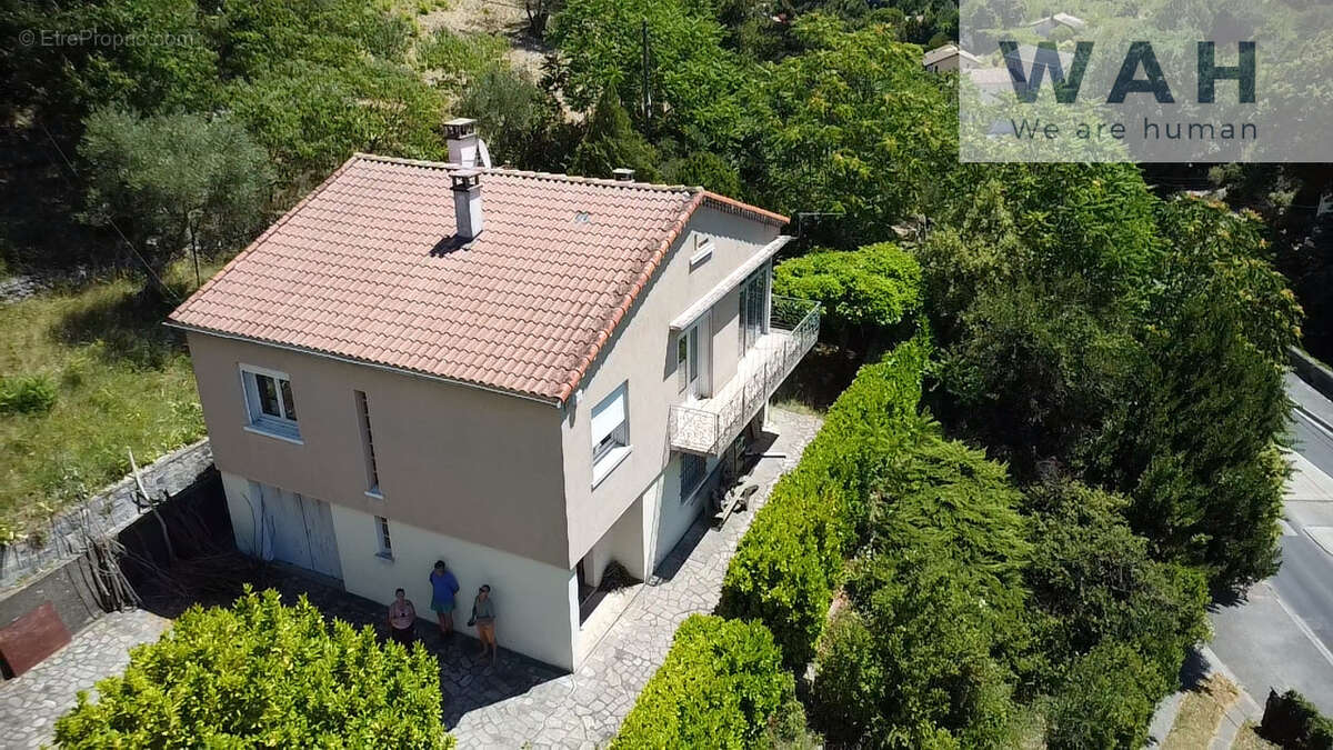 Maison avec dépendances à Alès 115m2 - photo 3