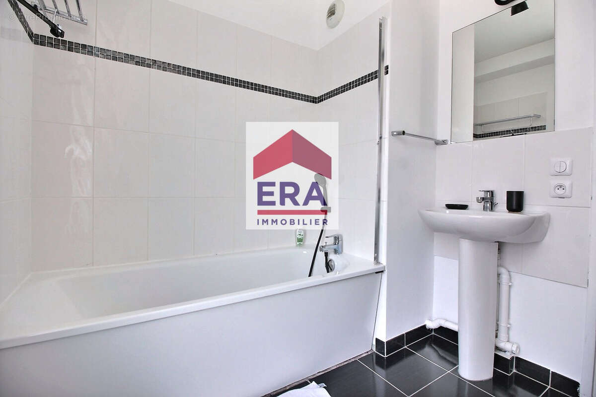 Appartement à L'ILE-SAINT-DENIS