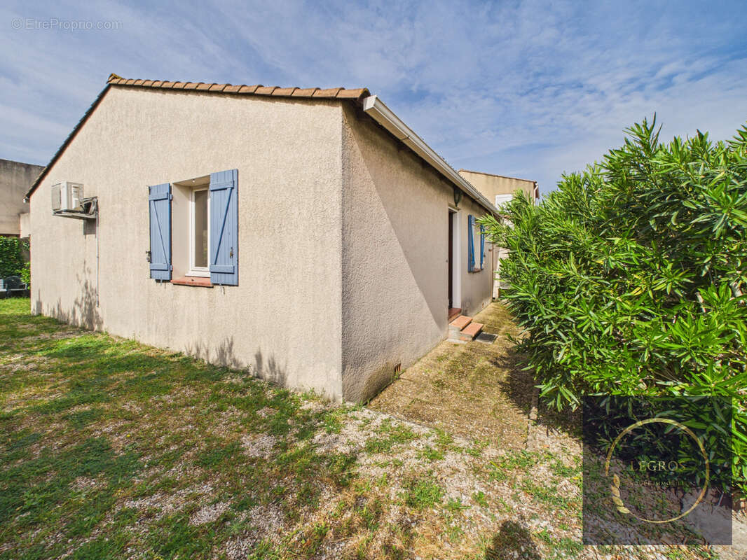 Maison à LE PONTET