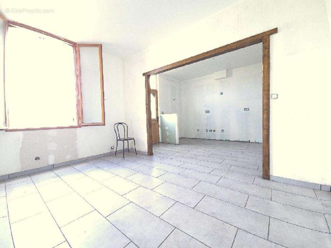 Maison à MONTATAIRE